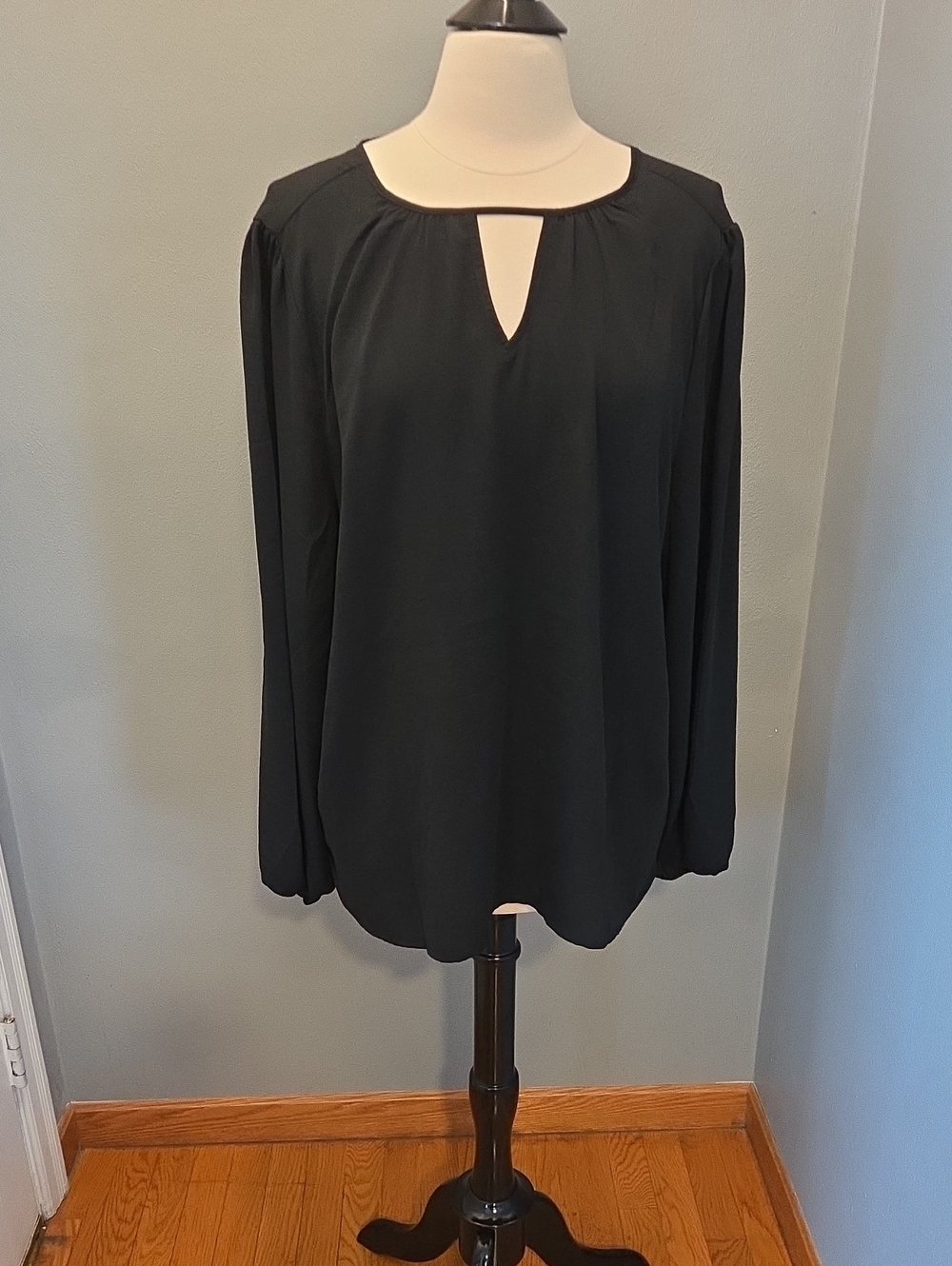 Maurices Black Long-Sleeve Keyhole Blouse
